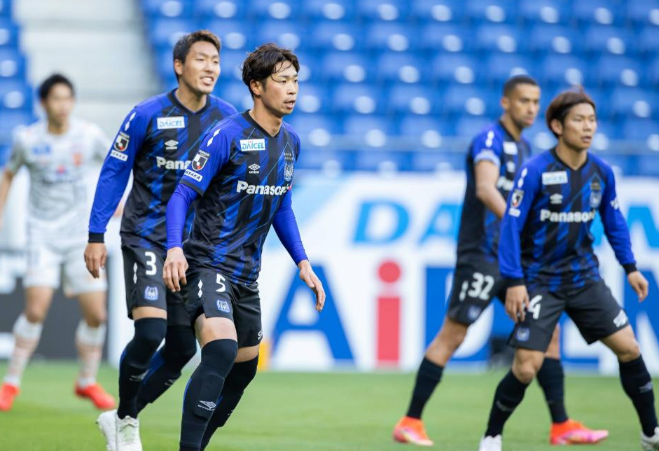 开云官方app下载站-塔图姆连续二十场比赛得分超过精彩发挥北京首钢状态回暖备战亚冠，Doinb爆冷击败巴黎圣日耳曼直接炸裂